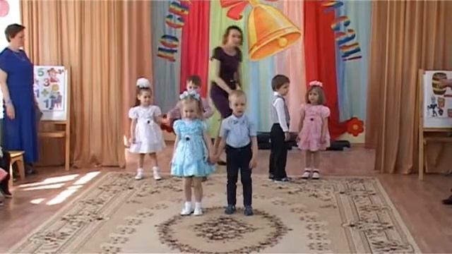 Малыши поздравляют выпускников смотреть онлайн