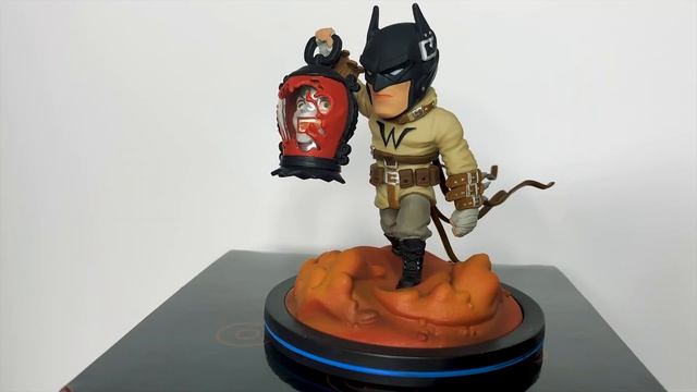 Batman Last Knight on Earth Q-Fig Elite! смотреть онлайн