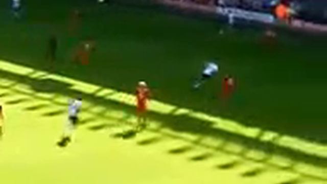 Liverpool Last game - sami Hyppia comes on. смотреть онлайн