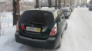 Заводим Сузуки Лиана(Suzuki Liana) в -25 градусов. Мороз.