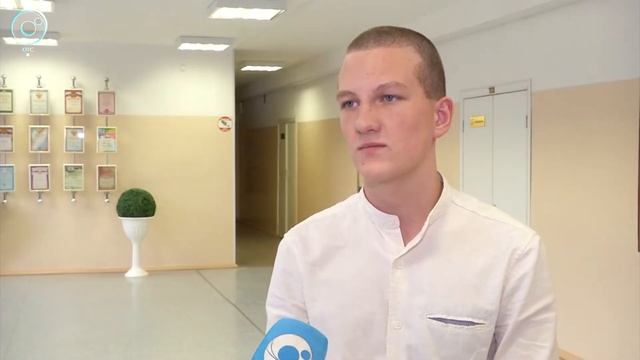 Главный хирург Сибирского федерального округа провёл классный час для учеников медицинского класса смотреть онлайн