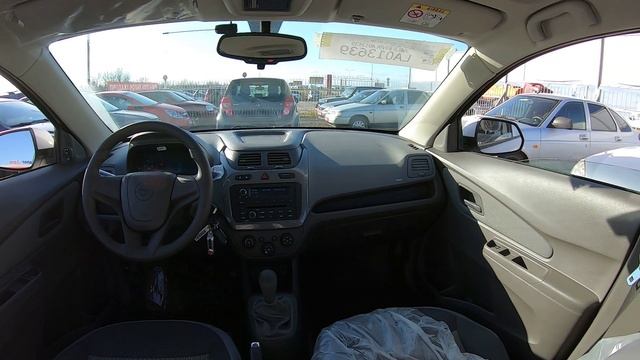 БОЛЬШОЙ И ВМЕСТИТЕЛЬНЫЙ СЕМЕЙНЫЙ СЕДАН RAVON R4. ОБЗОР.