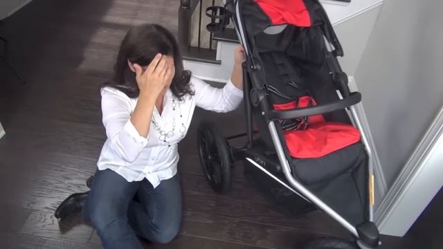 Urbini Avi Jogging Stroller Review by Baby Gizmo смотреть онлайн