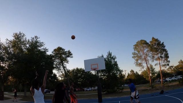 They Played PHYSICAL & He Called GAME 4v4 BAsketball смотреть онлайн