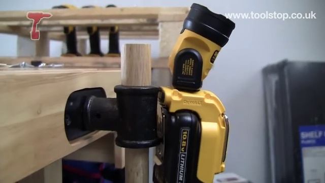 Dewalt DCL510N-XJ 10.8V Compact LED Flashlight, смотреть онлайн