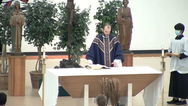 Lenten All-School Mass (Tuesday of the First Week of Lent) смотреть онлайн