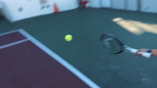 YouTubers Play Tennis for the First Time Ever?!? смотреть онлайн