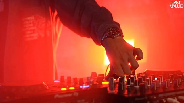 Last Value | Vibe Time: Bunker DJ Set смотреть онлайн