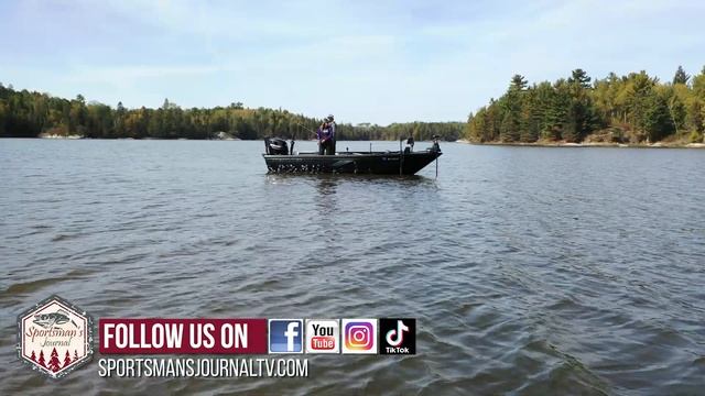 How We Fish a MEGA SCHOOL of Crappies - Plastics ONLY!! #crappies смотреть онлайн