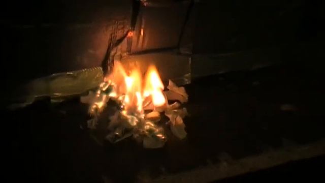 Демонстрация поджога двери фирамира (ЧУТЬ НЕ УСТРОИЛ ПОЖАР) смотреть онлайн