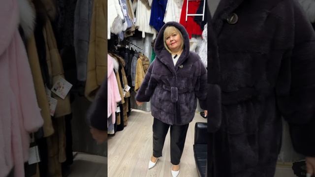 Кимоно в красивом черничном цвете смотреть онлайн