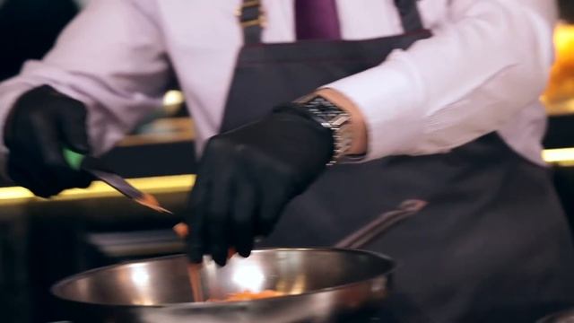 «ВКУС БЕСЕДЫ» с Сергеем Додоновым на Первом Крымском | «BEmine Grill Bar» смотреть онлайн