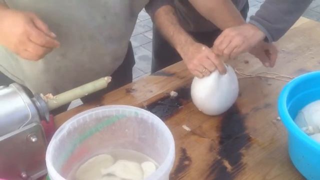 Испанские Бомбочки - Национальная Кухня смотреть онлайн