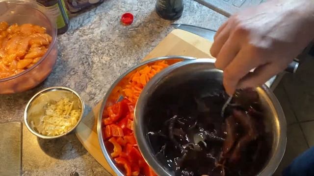 Курица по китайски с овощами смотреть онлайн