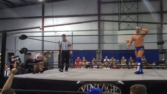 Jesse Neal vs. QT Marshall смотреть онлайн