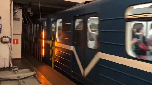 Прибытие 81-717/714 (4-Й вагон ММЗ/МВМ) смотреть онлайн