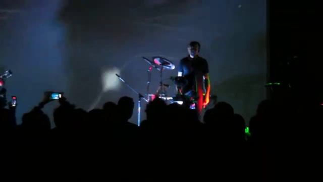 Дельфин - Дверь (Харьков, клуб Жара, 07.12.2013) смотреть онлайн