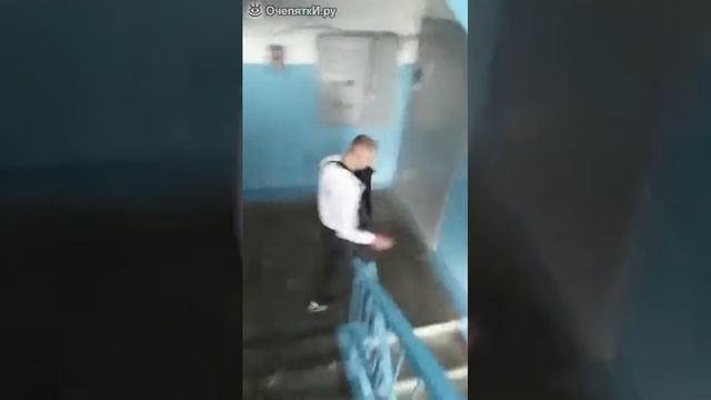 Урок для подъездного писуна смотреть онлайн