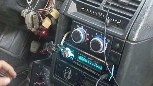 Как снять панель 2110,2112.