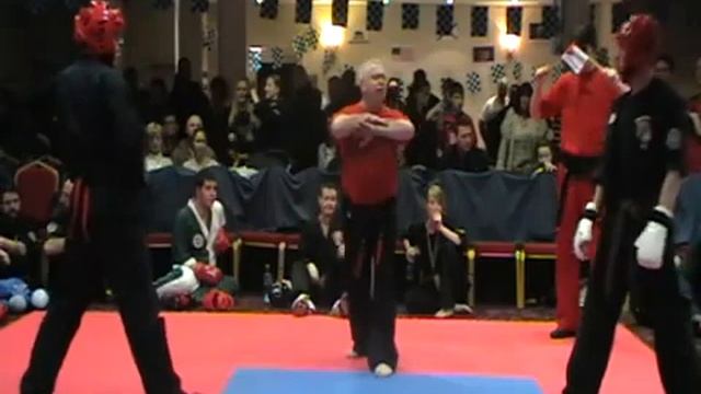 LTKKA 2010 Quarter Final Senior Brown Belt Sparring Neil смотреть онлайн