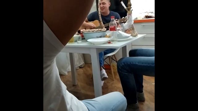 September 21, 2019. Песни под гитару смотреть онлайн