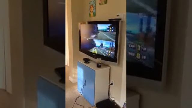 James and Livi 9/13/15 playing xbox смотреть онлайн