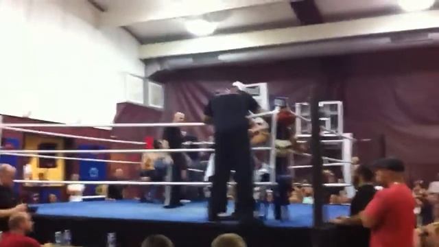 Mike MVP Perri's battle of the gyms fight смотреть онлайн