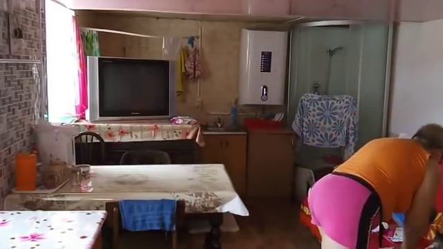 Сижу с внучкой .//Жарю картошку на соленом сале.// Гуляем в леске.// смотреть онлайн