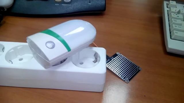 Wi-Fi датчик протечки смотреть онлайн