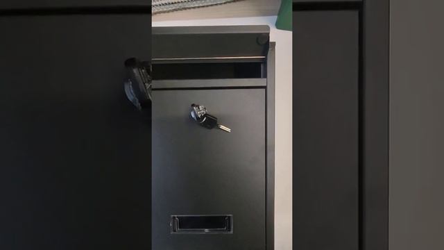 Черный почтовый ящик для частного дома. смотреть онлайн