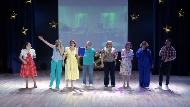 Выпускной в школе 1329: выступление учителей