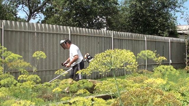 Работа продолжается// Навел порядок на участке// Планы по веранде смотреть онлайн