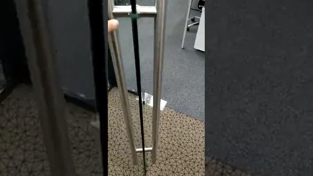 [Ремонт стеклянных дверей] Проверка работы стеклянной двери после ремонта. Оконка. смотреть онлайн