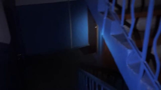 Фонарь Tank007 E09 с батареей 10440 - ночная съемка Flashlight смотреть онлайн