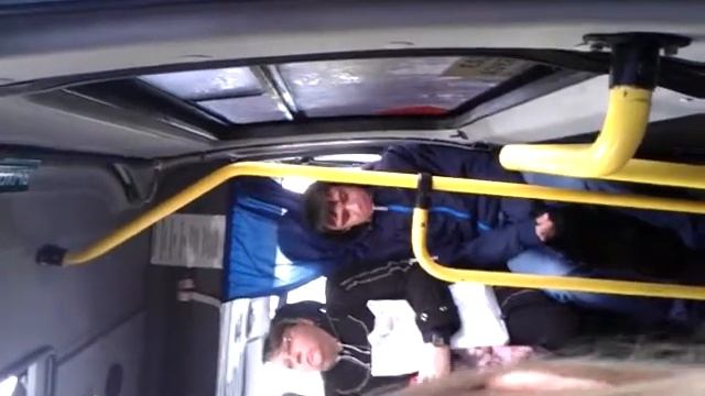 прижала чувака смотреть онлайн