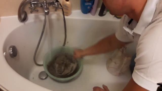 Cleaning Dust Tank & Filters E215 CYCLO VAC final смотреть онлайн