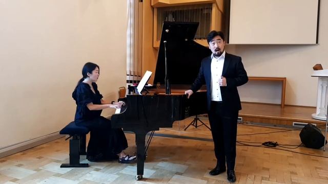 Sinhu Kim/Seulgi Lee, R. Schumann, Wanderlied - 12 Gedichte von Justinus Kerner смотреть онлайн