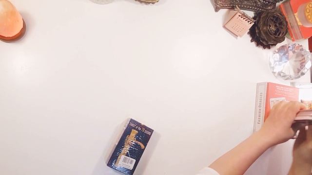 🛍💌🤗TAROT HAUL #3, UNBOXING FASHION ORACLES & TAROT OF THE 78 DOORS! смотреть онлайн