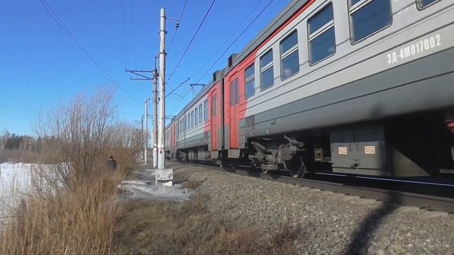 Электропоезд ЭД4М-1023/1024 "Экопоезд" Сообщением Каменск-Уральский - Курган прибывает на ст.Иковка смотреть онлайн