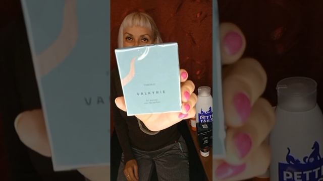 Третья распаковка по каталогу 14 Фаберлик на 8 баллов! Парфюм и косметика смотреть онлайн