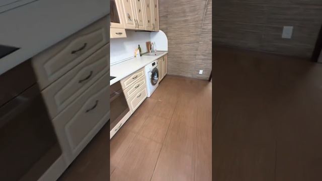 Обзор трешки ,в кирпичном доме ! смотреть онлайн