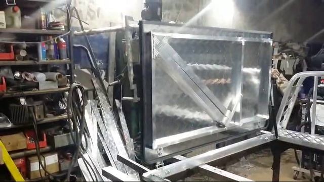 Крышка распашная от НИИС Nissan NP300 с дугой