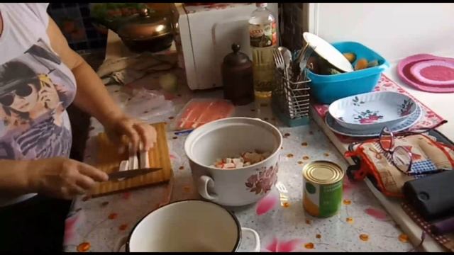 Небольшие покупки.// Пол жизни на кухне. // смотреть онлайн