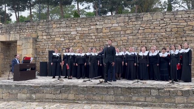 "Журавли" Френкель, Гамзатов, Большой детский хор им. Попова - воспитанники разных лет в Дагестане смотреть онлайн