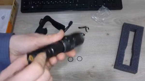 Фонарик Form optik FPR 110