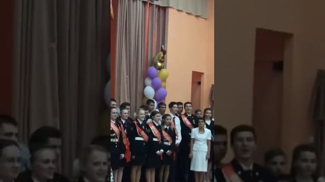 Не растерялся!!)) Смотреть до конца смотреть онлайн