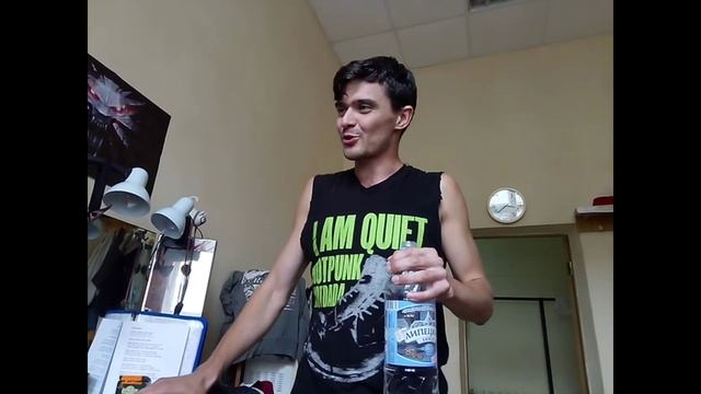 Повторяем старые спектакли, репетируем новые спектакли, смотрим чужие спектакли