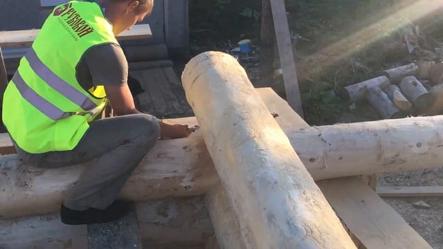 Срубы ручной рубки. Причерчивание бревна. Дома и бани. смотреть онлайн