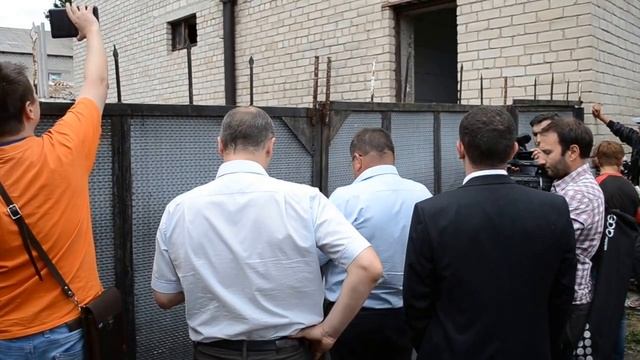 Врадиевка Депутаты стучат в закрытую дверь смотреть онлайн