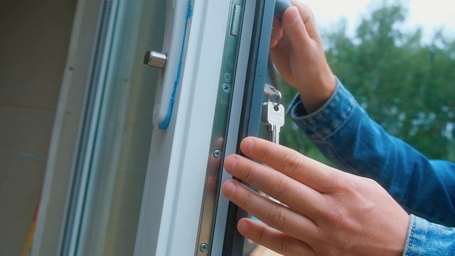 Входная дверь в каркасном доме. / Модульдом54 смотреть онлайн